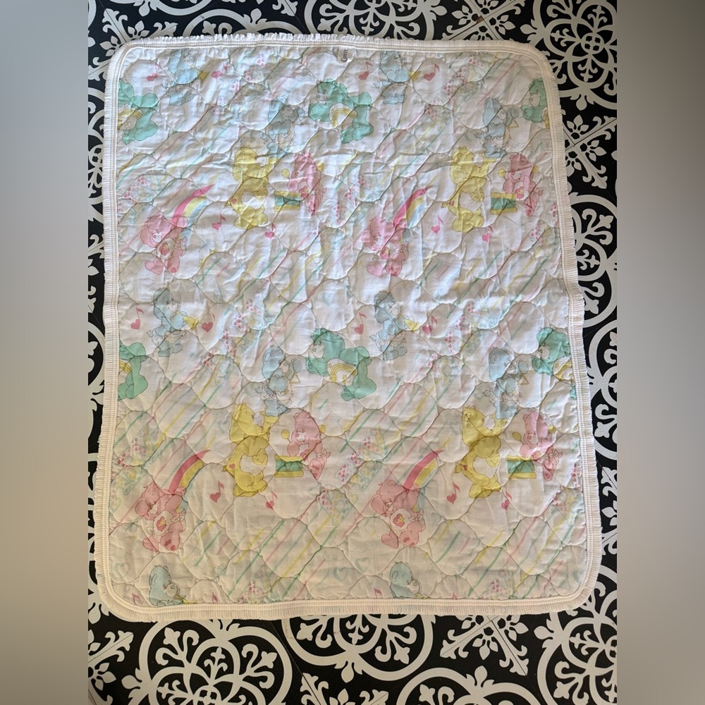 Vintage 1990s Curity Care Bears Quilted Pastel Music Baby Blanket